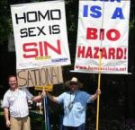 homosexual pic anti-gay protestors